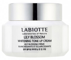 Крем для лица осветляющий Labiotte Lily Blossom Whitening Tone Up